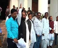 ডেঙ্গি ইস্যুতে বিধানসভায় বিরোধীদের ওয়াকআউট, গতবারের চেয়ে ডেঙ্গিতে কমেছে মৃত্যু, বিধানসভায় দাবি মুখ্যমন্ত্রীর