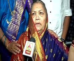 Dhananjay Munde | मुलाचा शपथविधी पाहून धनंजय मुंडेंच्या आईला अश्रू अनावर | ABP Majha