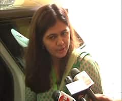 Pankaja Munde | पंकजा मुंडे मेळाव्यात व्यस्त, भाजपच्या बैठकांना दांडी | ABP Majha