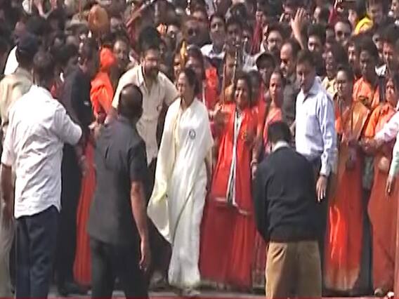 CAA के खिलाफ Mamata Banerjee का मार्च 