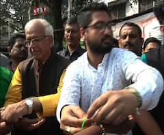 Reporter Stories: সিএএ-র বিরুদ্ধে টিপু সুলতান মসজিদের সামনে তৃণমূলের সম্প্রীতির রাখিবন্ধন