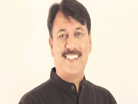 વિધાનસભા કૂચ દરમિયાન કોંગ્રેસના કાર્યકરોએ બિન સચિવાલયની પરીક્ષા રદ કરવાના લાગ્યા નારા