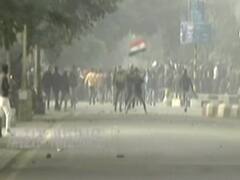 Lucknow में उपद्रवियों ने मीडिया को भी नहीं छोड़ा, पत्थर और लाठी डंडों से किया हमला