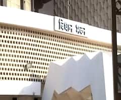 Thackeray Sarkar | मंत्रिमंडळ विस्तारासाठी जय्यत तयारी, विधानसभा प्रांगणात शपथविधीची तयारी | ABP MAJHA