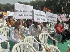 વિધાનસભાના ગેટ નંબર 7 પર પહોંચેલી NSUIના કાર્યકરોની અટકાયત, જુઓ વીડિયો