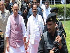 Jharkhand Election Results: Raghubar Das reaches BJP office in Ranchi 