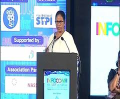 শিল্পপতিদের নিয়ন্ত্রণের চেষ্টা করা হচ্ছে, ইনফোকমের মঞ্চ থেকে মোদি সরকারকে আক্রমণ মুখ্যমন্ত্রীর