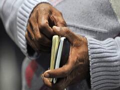 People apply for birth certificates hurriedly as CAA-confusion prevails