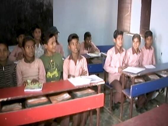 Coat for cattle but no sweater to school kids in UP's Ayodhya| Ghanti Bajao