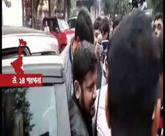 টিটাগড়ে কানহাইয়ার সভার আগে কুরুচিকর মন্তব্য-সহ পোস্টার লাগানোর অভিযোগ, গ্রেফতার বিজেপি নেতা-কর্মী সহ ৮, প্রতিবাদে পথ অবরোধ