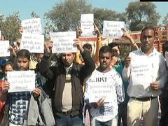 ગાંધીનગરમાં ટાટના ઉમેદવારોનો હલ્લાબોલ, માર્ચ સુધીમાં ભરતી પ્રક્રિયા પૂર્ણ કરવાની માંગ