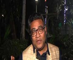 শুনে নিন, এনআরসি ও সিএএ-র বিরুদ্ধে মুখ্যমন্ত্রীর লেখা গান, গেয়েছেন ইন্দ্রনীল সেন