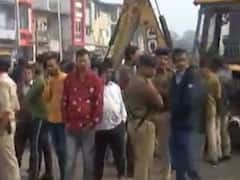 અમદાવાદઃ ગોમતીપુર વિસ્તારમાં કોર્પોરેશને હાથ ધર્યું ડિમોલિશન, જુઓ વીડિયો