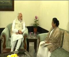 মোদি-বিরোধী বিক্ষোভ ঘিরে সংঘাত, রানি রাসমনিতে টিএমসিপির মঞ্চে গিয়ে বৈঠকের ব্যাখ্য মমতার, আরও খবর দেখে নিন ফটাফট