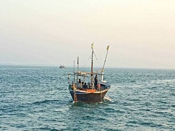 જખૌ પાસે ઝડપાયું 175 કરોડ રૂપિયનું ડ્રગ્સ, પાકિસ્તાની બોટ સાથે 5 પાકિસ્તાની પકડાયા