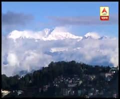 দেখুন, দার্জিলিং থেকে ঝকঝকে কাঞ্চনজঙ্ঘার ছবি, পড়তে পারে বরফও