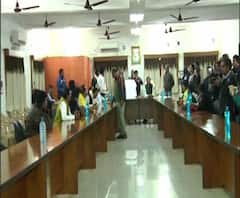 Reporter's Stories: ১৯-০-য় ভাটপাড়া পুরসভা পুনর্দখল করল তৃণমূল