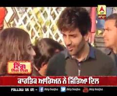  Kartik Aryan's heart winning gesture towards ordinary People | Boat Riding | Kartik Aryan 