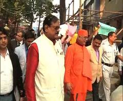 কলকাতা মেডিক্যাল কলেজে মন্ত্রী নির্মল মাজিকে 'গো ব্যাক' পোস্টার, বিক্ষোভ