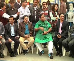 শাসকদলের সভায় ৩ উপাচার্য, নিরপেক্ষতা নিয়ে প্রশ্ন বিরোধীদের