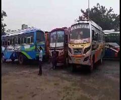 Reporter Stories: আদিবাসী সংগঠনের ডাকা ভারত বনধে বাঁকুড়ায় প্রভাব, সমস্যায় বাসযাত্রীরা 