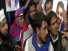 Bhim Army chief Chandrashekhar Azad visits Jama Masjid area