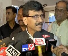 Sanjay Raut | कांच के घरमें रहनेवाले दुसरों के घरों पे पत्थर नहीं फेंका करते, संजय राऊतांचं नितीन गडकरींना प्रत्युत्तर | ABP Majha