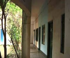 ক্রমশ তলানিতে পড়ুয়ার সংখ্যা, বন্ধের মুখে শহরের ১৩৫টি সরকারি সাহায্যপ্রাপ্ত স্কুল