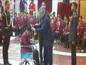 Story of brave 15-year-old who saved family from terrorists | Sansani (26.01.2020)