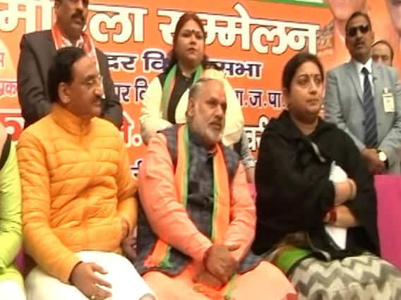 दिल्ली चुनाव प्रचार के लिए BJP ने Smriti Irani, Vijay Rupani जैसे बड़े चेहरे मैदान में उतारे