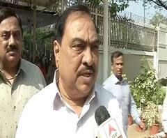 Khadse on Fadnavis | एकनाथ खडसे यांचा फडणवीसांना चिमटा, फडणवीस-राज भेटीवर खडसेंची प्रतिक्रिया | ABP Majha 