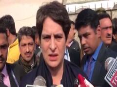 JNU Violence: Priyanka Gandhi बोलीं-'कई छात्रों के हाथ-पैर टूटे, छात्रों ने बताया गुंडों ने घुसकर मारा'