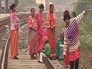 How are Bangladeshi refugees in WB different from those in UP? | Ghanti Bajao (14.01.2020)