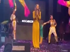 Hina Khan celebrates New Year with fans in Bhilai