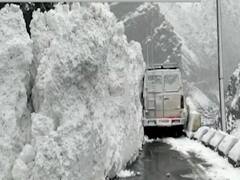 हिमस्खलन की ये तस्वीरें देख दशहत में आ गए लोग!