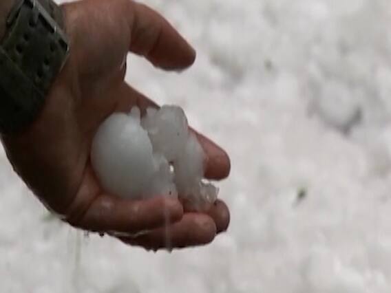 Australia storms wreak damage, disrupts normal lives 