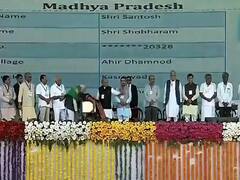 PM Modi की सबसे चर्चित तस्वीर, जिसकी खूब सराहना हो रही है