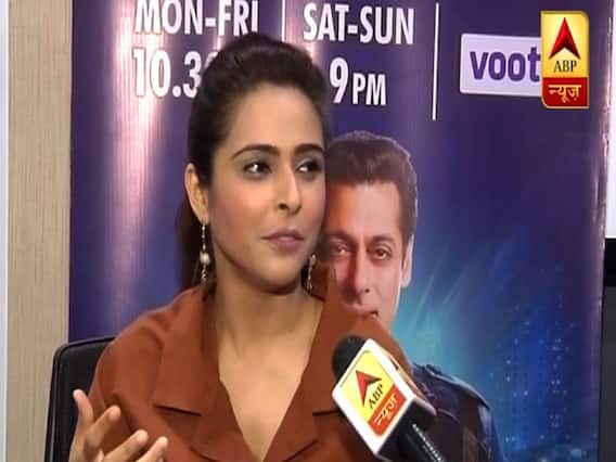 Bigg Boss 13: Madhurima Tuli का EVICTION Interview; Vishal Aditya Singh को चप्पल और Pan से मारने पर दी सफाई !