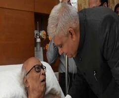 অনেকটাই স্থিতিশীল কবি শঙ্খ ঘোষ, হাসপাতালে দেখতে গেলেন রাজ্যপাল