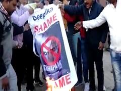 BJP SC Morcha workers burn posters of 'Chhapaak' in Indore
