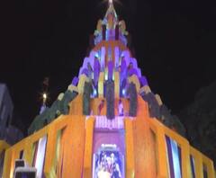 माघी गणेशोत्सव | दगडूशेठ मंदिर विविधरंगी फुलांनी सजवलं, मंदिरात आर्या आंबेकर हिची गायन सेवा