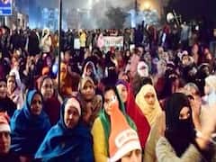 CAA: Kalindi Kunj road closed for a month, will HC intervene? | Bharat Ki Baat