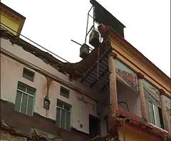 বর্ধমান স্টেশনে সৌন্দর্যায়নের মধ্যেই বিপর্যয়, তদন্ত শুরু রেলের - এক ঝলকে 