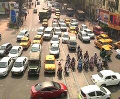 আজ শহরে যান চলাচলের কী অবস্থা, জেনে নিন