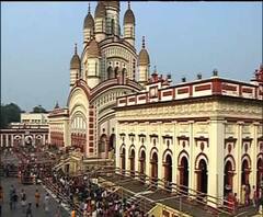 বছর শুরুতে দক্ষিণেশ্বর মন্দিরে দিনভর ভক্ত সমাগম