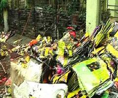 চিত্‍পুরে বাজির গুদামে অগ্নিকাণ্ড! বেআইনিভাবে বাজি মজুত? তদন্তের আশ্বাস দমকলমন্ত্রীর