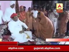  વડતાલઃ આચાર્ય પક્ષના નિત્યસ્વરૂપદાસજી જોડાયા દેવપક્ષમાં, જુઓ વીડિયો