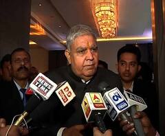 যাদবপুরে তাঁর গাড়ির সামনে পড়ুয়া-বিক্ষোভ নিয়ে রাজ্যের সমালোচনায় ধনকড়