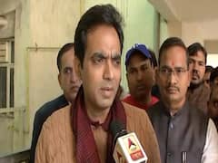 Noida MLA Pankaj Singh meets family of Gaurav Chandel