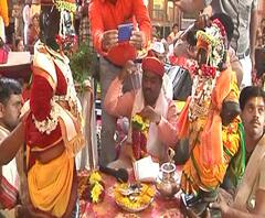 Pandharpur | वसंतपंचमीच्या मुहूर्तावर पंढरपुरात विठ्ठल आणि रुक्मिणीचा विवाह सोहळा | ABP Majha